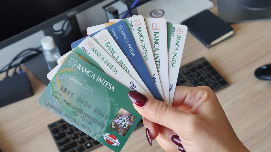 intesa banka, intesa platne kartice