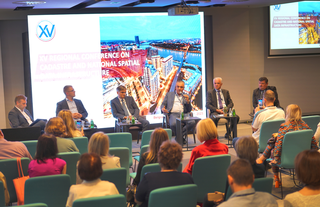 Saopštenje - Svetski stručnjaci iz oblasti geodezije na konferenciji RGZ-a