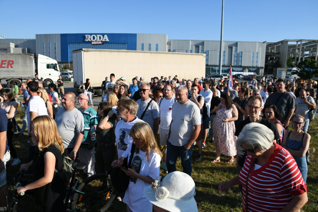 Novi Sad, 30.06.2023. Autoput, protest, blokada autoputa Foto: Nenad Mihajlović/Nova.rs
