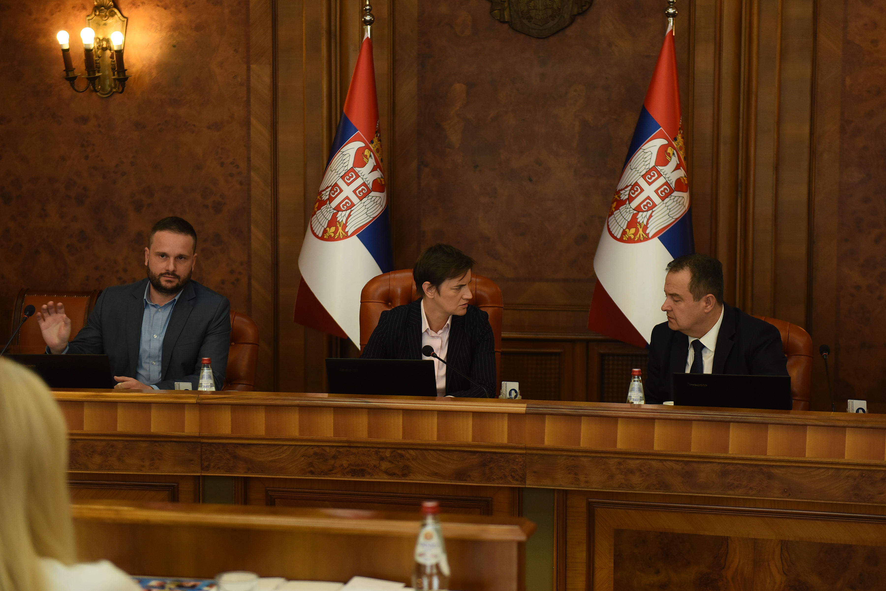 Beograd, 20. jula 2023 - Sednica Vlade Republike Srbije kojom predsedava premijerka Ana Brnabiæ. Na fotografiji Ana Brnabiæ, ministar Ivica Daèiæ. FOTO TANJUG/ VLADA REPUBLIKE SRBIJE/ PEÐA VUÈKOVIÆ/bs
