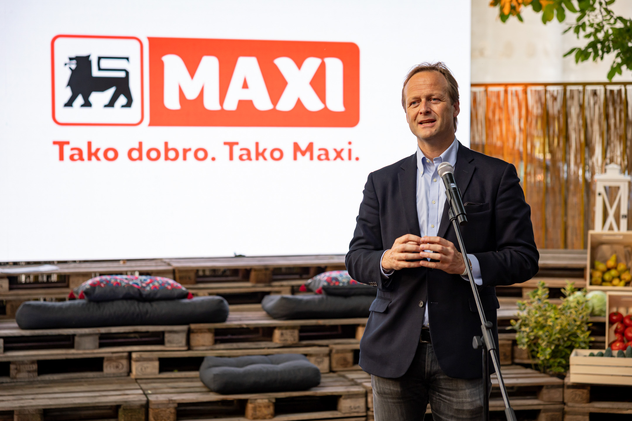Jan-Vilem Dokhejr, Delez Srbija CEO