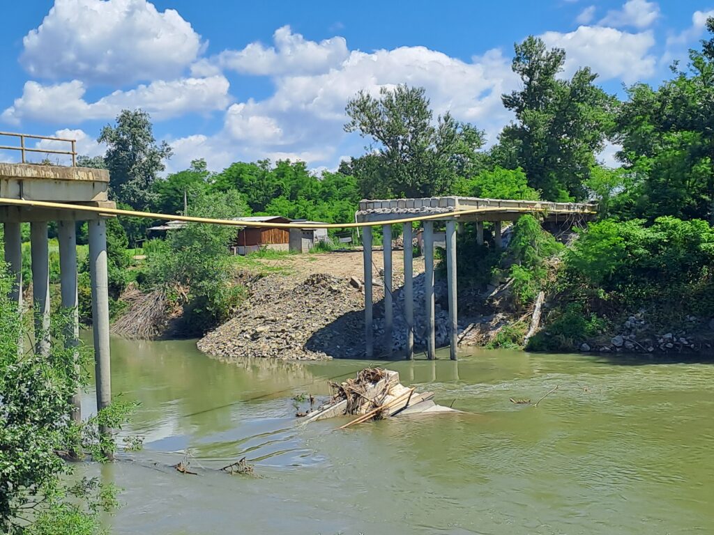 mrčajevci most obustava saobracaja Inspekcija je tražila da se obustavi saobraćaj preko mosta u Mrčajevcima