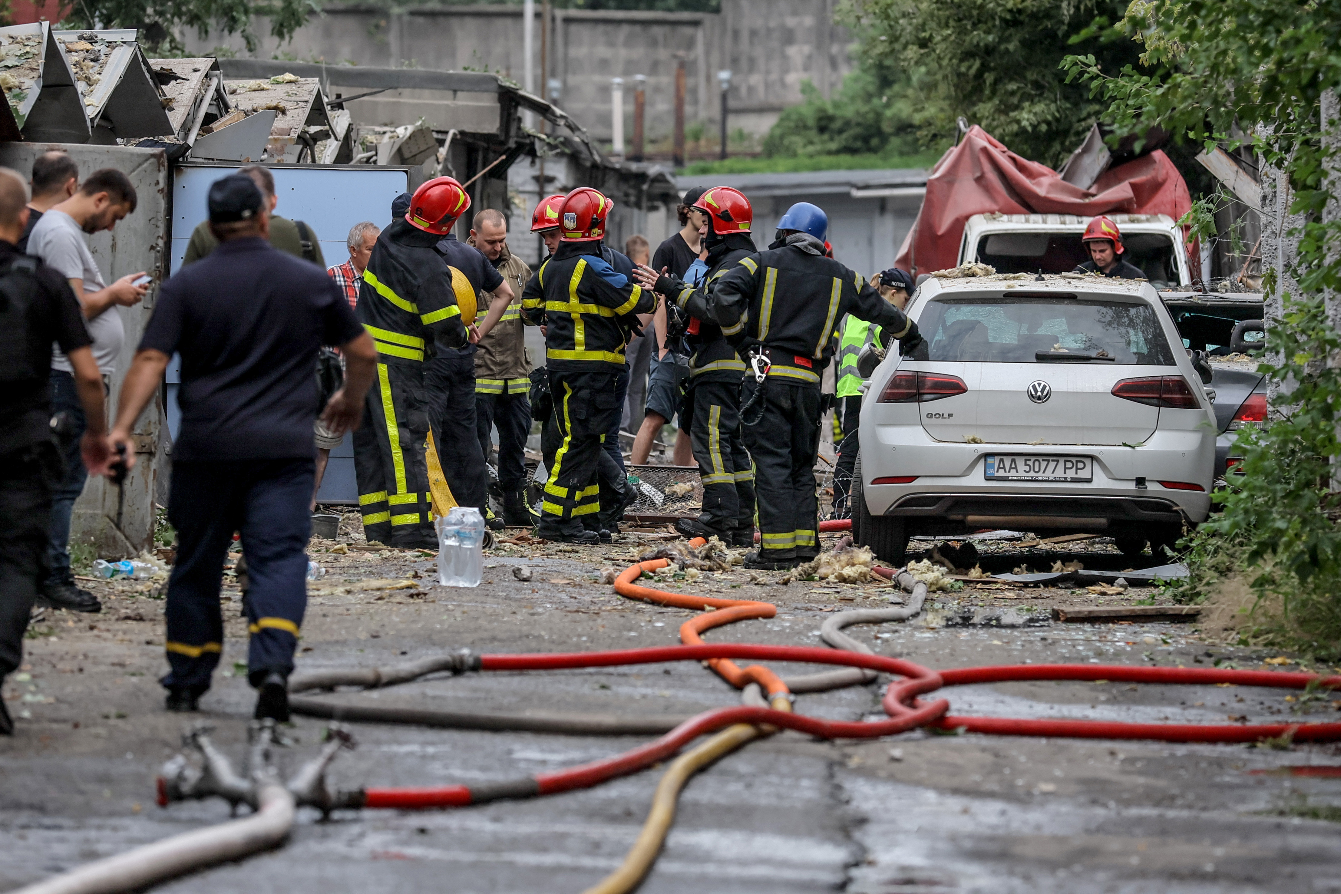 Missile strike in Kyiv leaves two dead and one person injured