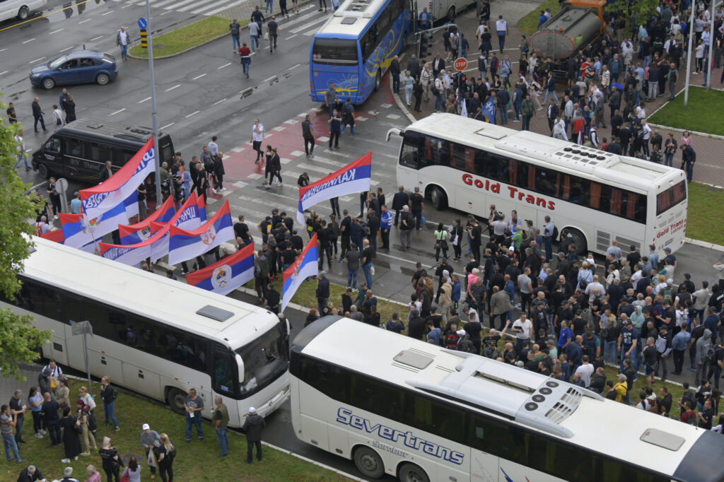 kontramiting sns autobusi palata pravde