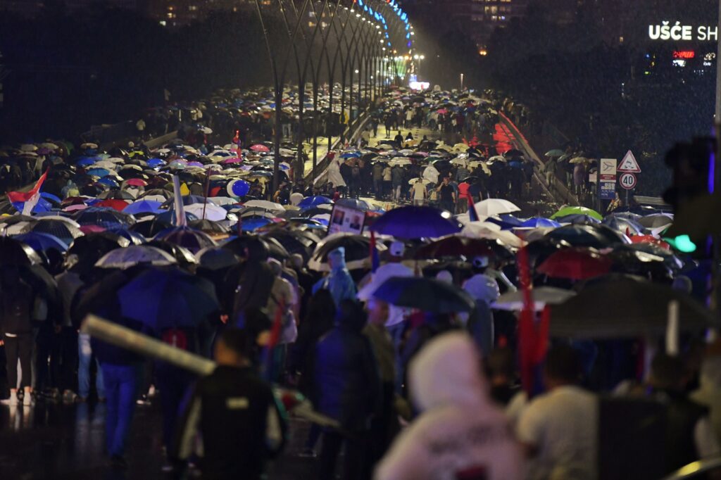Beograd 26.05.2023. SNS, kontramiting, kraj, završen, gotovo Foto: Goran Srdanov/Nova.rs