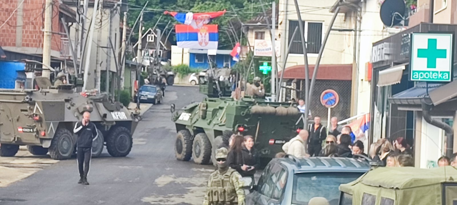 Kosovo, Zubin Potok 29.05.2023. KFOR, policija, nemiri Foto: Nova.rs