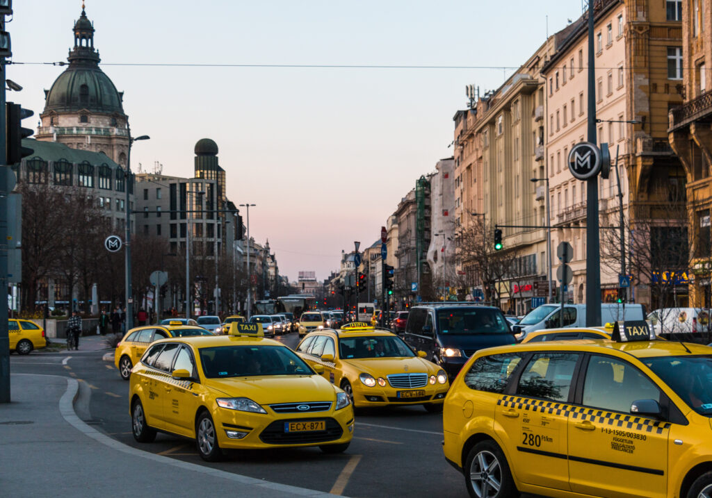 Budimpešta, taksi, taxi Foto: Shutterstock/Yurlick