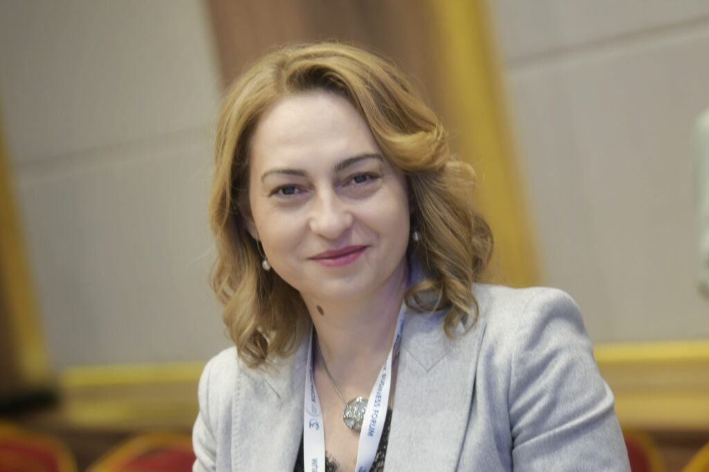 Kopaonik, 06. 03.2023. - Jubilarni 30. Kopaonik biznis forum otvoren je danas na Kopoaniku. Učesnici foruma. Foto: Goran Srdanov/Nova.rs