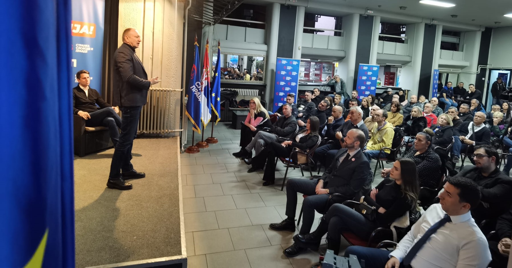 Dragan Djilas Krusevac tribina