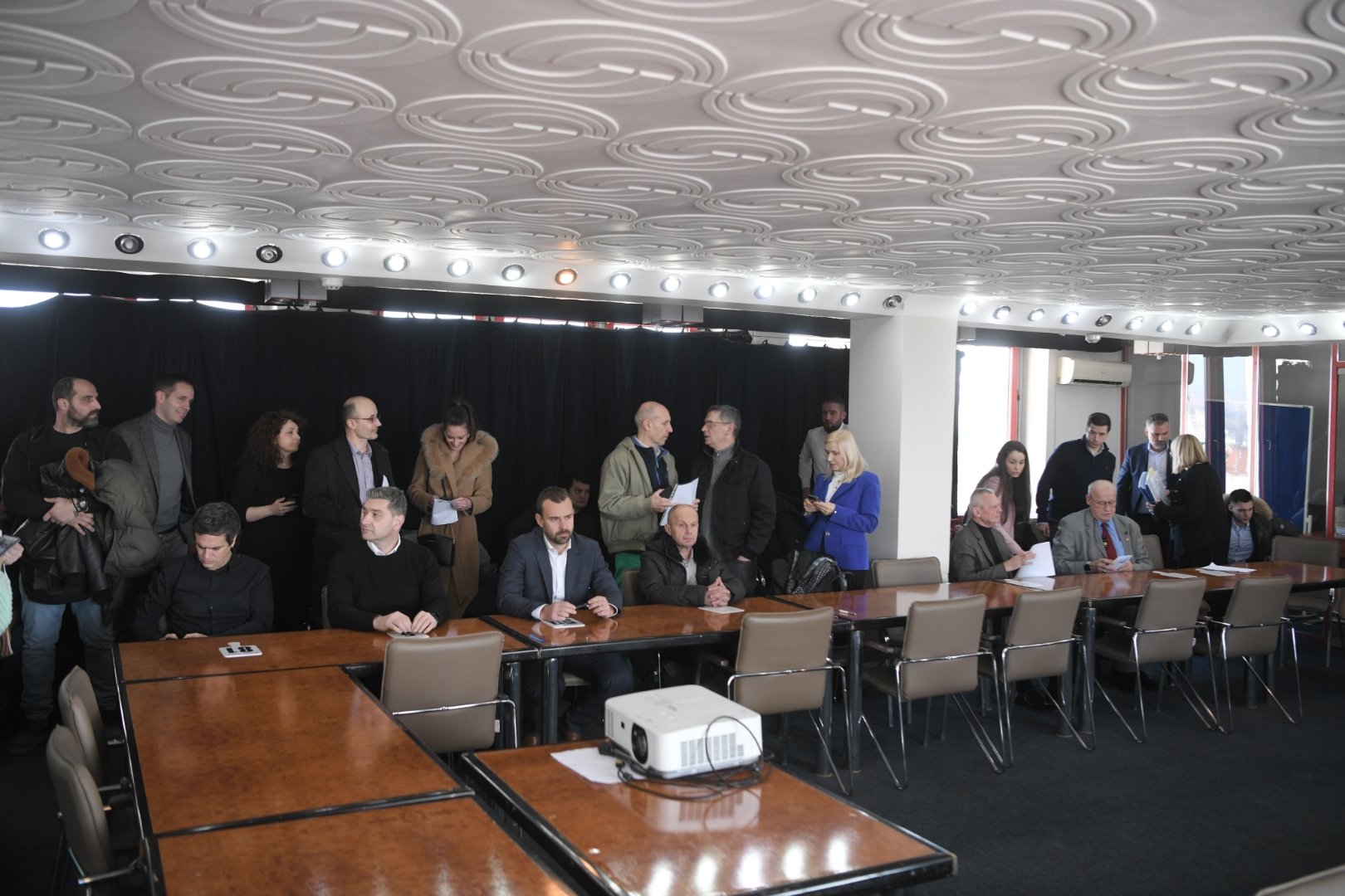 Beograd 06.02.2023. Licitacija povodom prodaje Geneks kule, Geneks kula, Genex kula, licitacija Foto: Dragan Mujan/Nova.rs