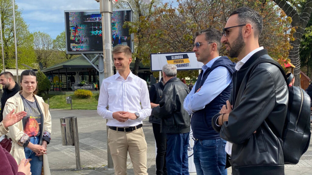 Savo Manojlović, Kreni Promeni, Sremska Mitrovica Foto: Kreni Promeni