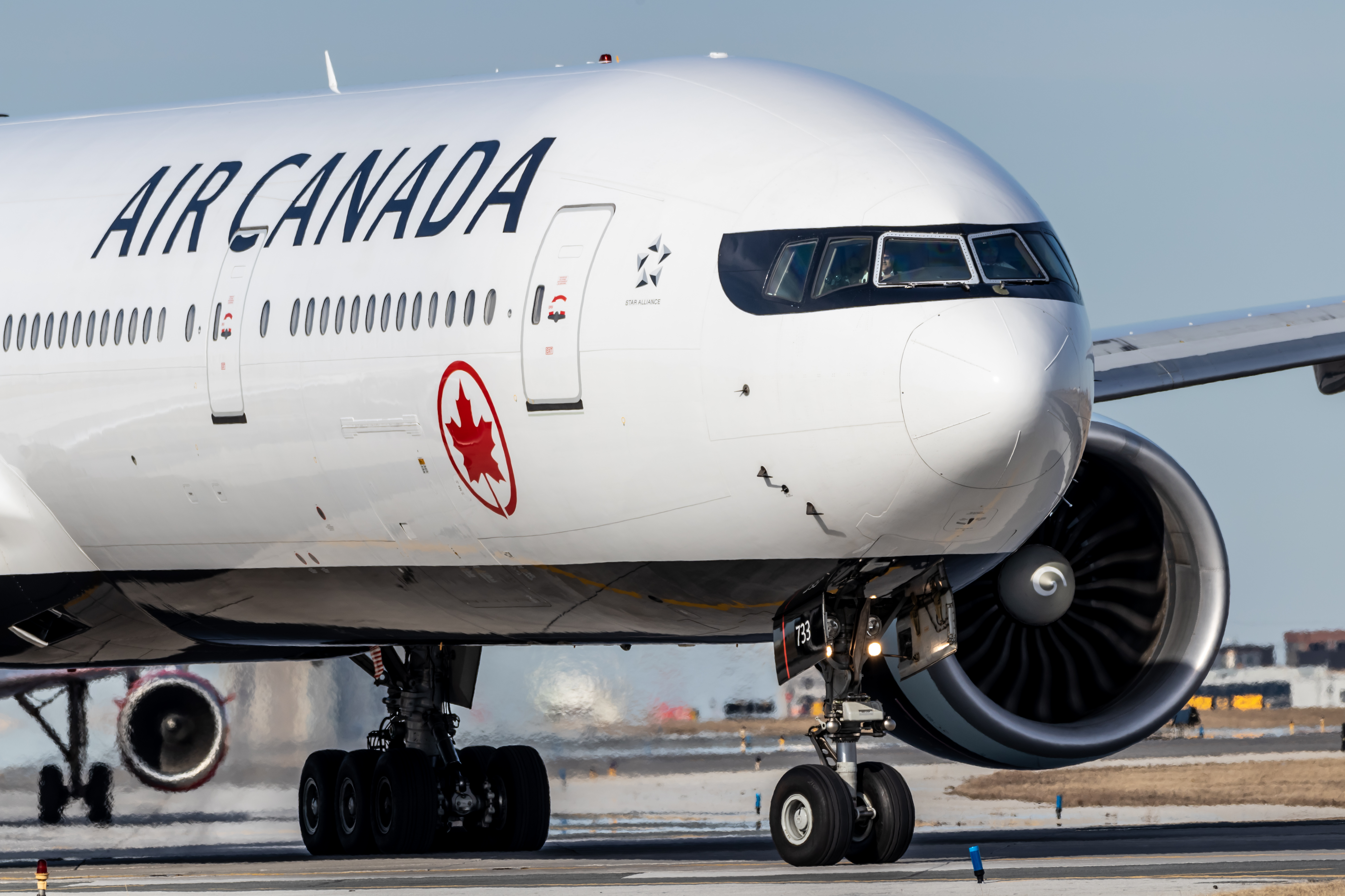 Toronto,,Ontario,-,April,4,,2019:,Air,Canada,Boeing,777-3