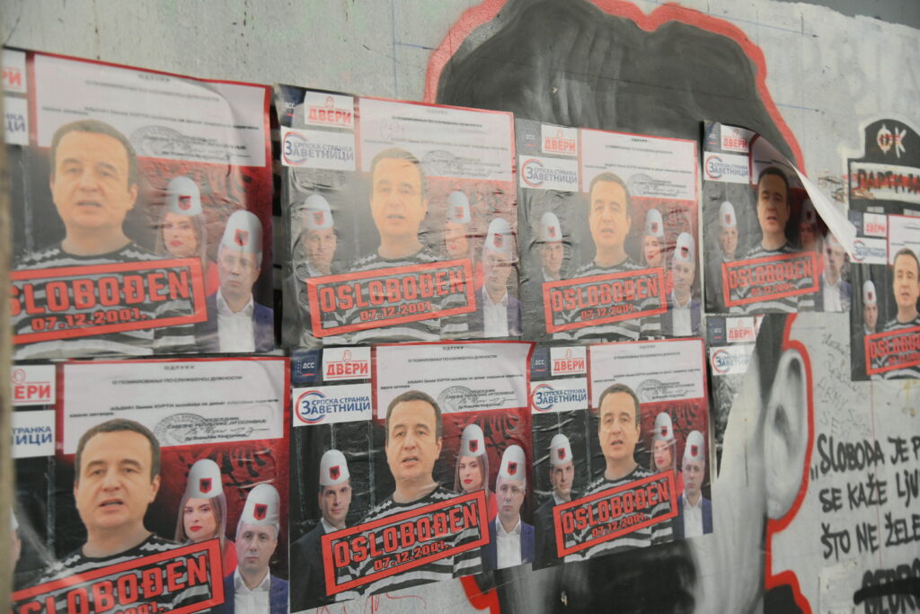 Beograd 13.03.2023. Plakati mrznje posteri siptari politicari, Plakati i graffiti protiv desničara