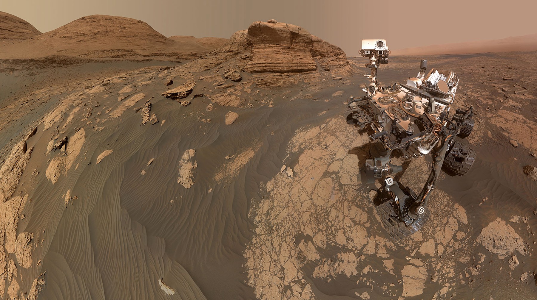 NASA Mars rover sends back interplanetary selfie
