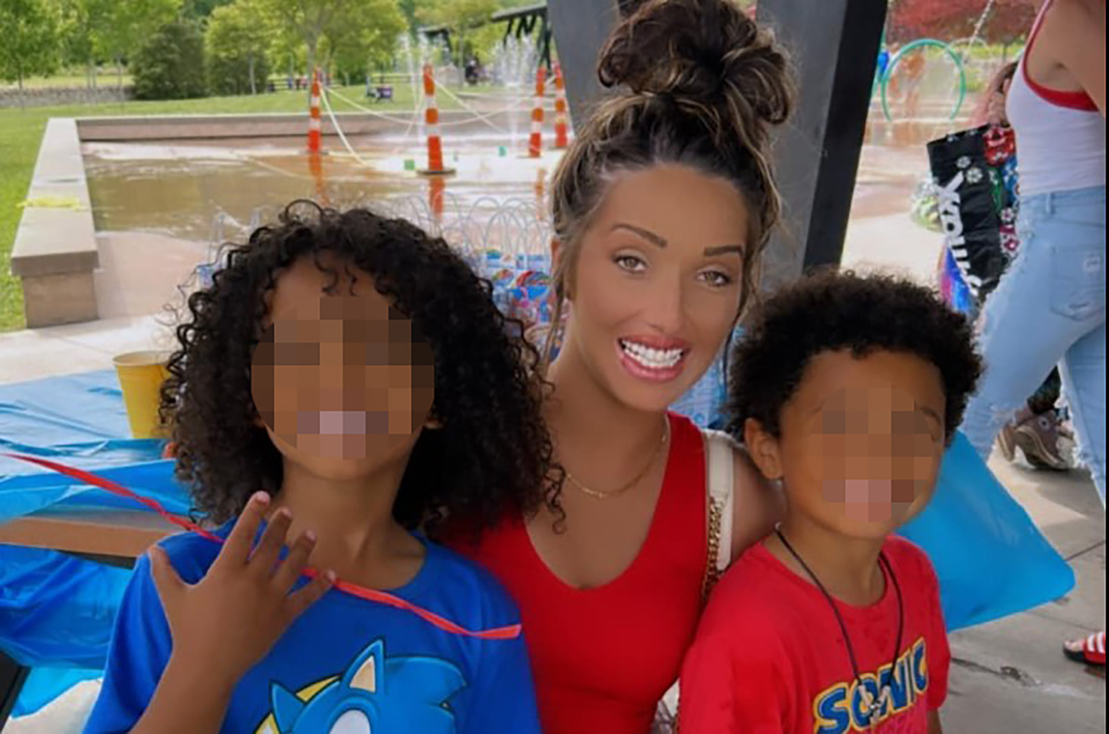 Kentucky mom charged with murdering her two young children Tiffanie Lucas
3
Tiffanie Lucas