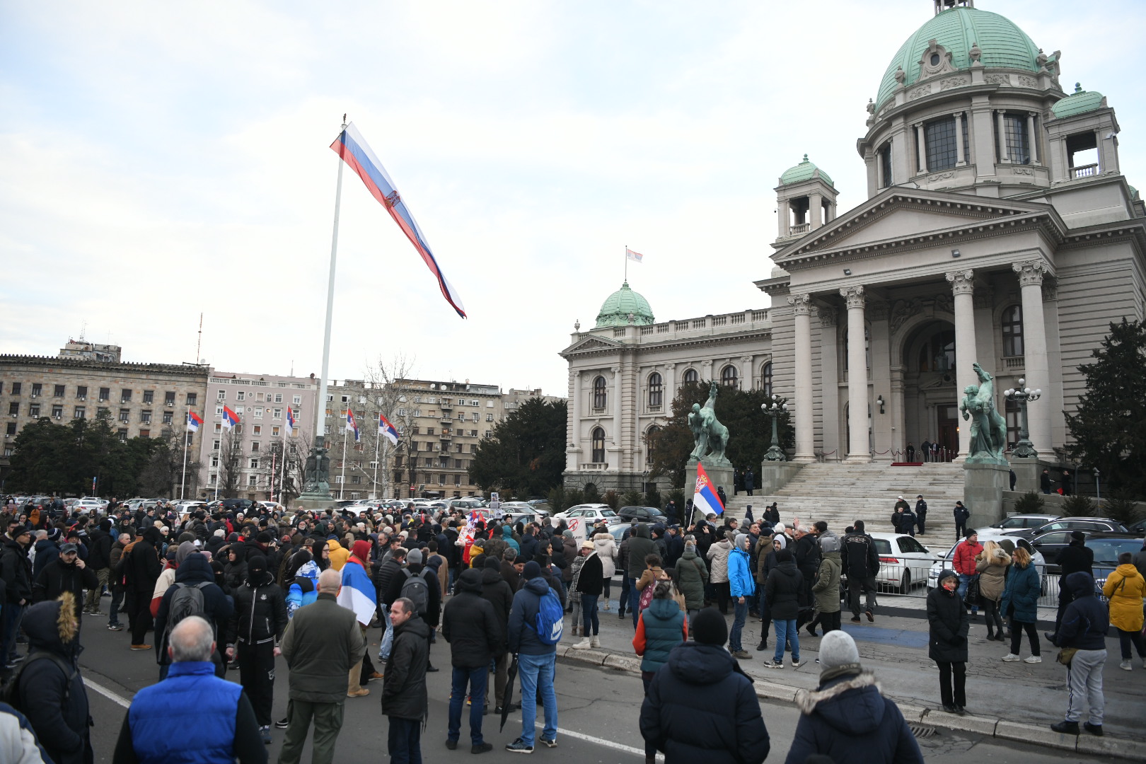 beograd 02.02.2023 skupstina sednica protest ispred savezne skupstine