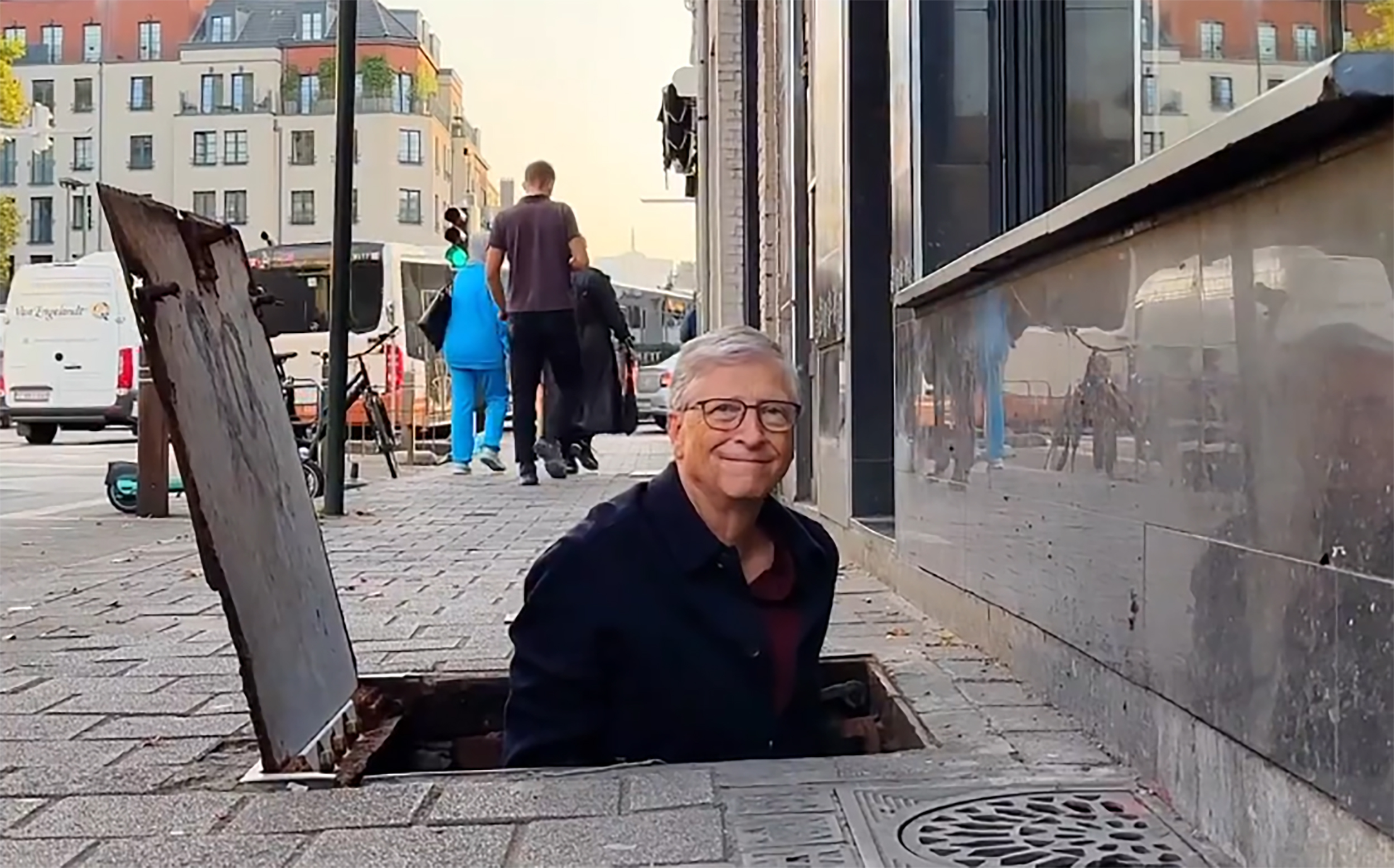 Bil Gejts proveo dan u kanalizaciji