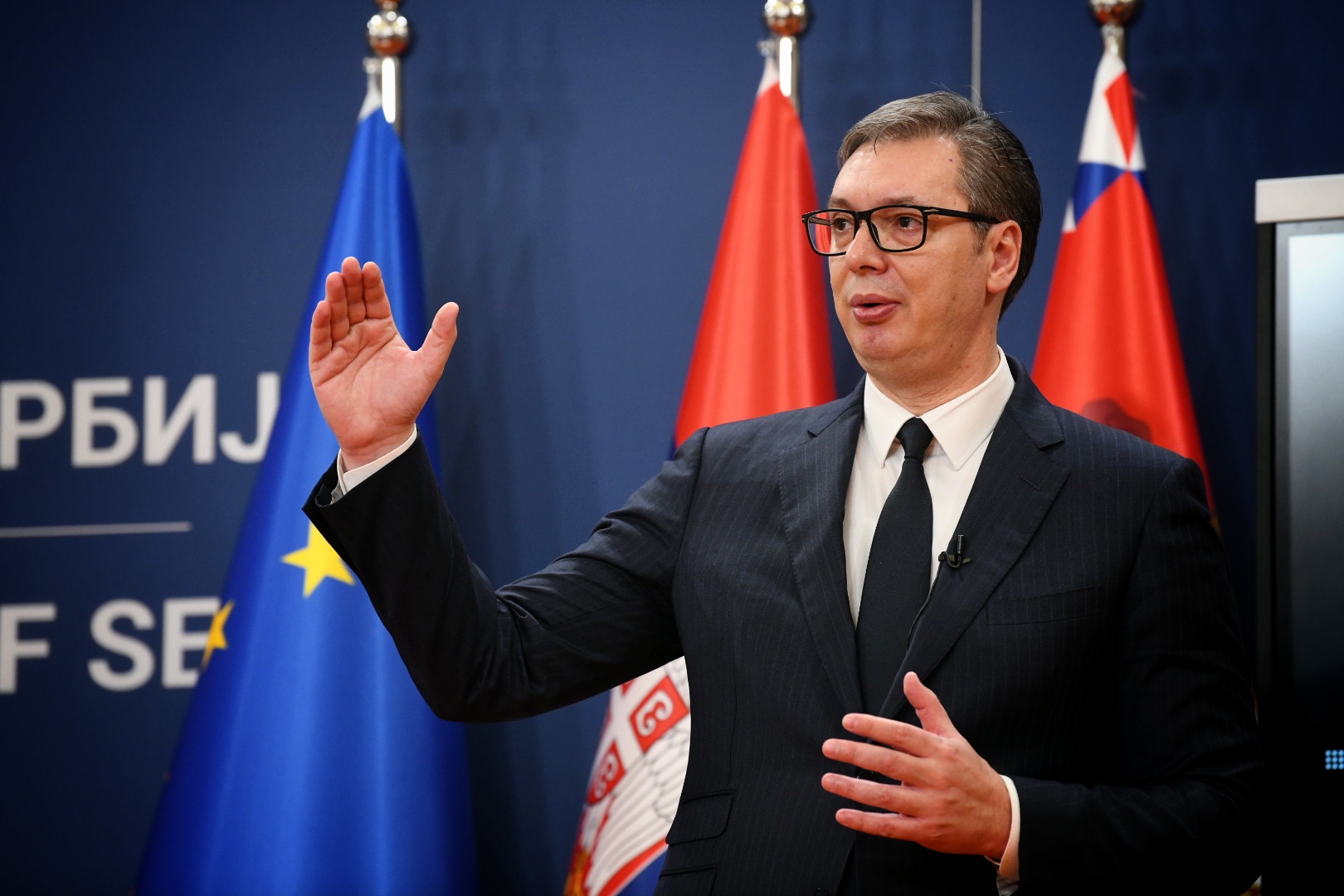 Beograd 04.01.2023. Aleksandar Vučić. Ruke. objasnjava Obraćanje predsednika Srbije Aleksandra Vučića Foto: Vesna Lalić/Nova.rs