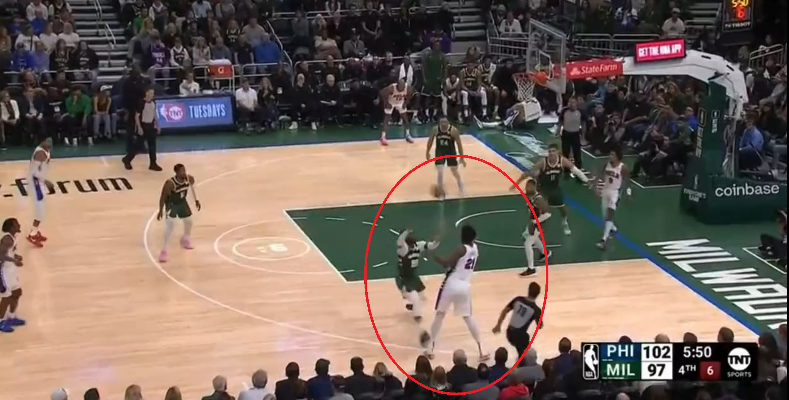 Džoel Embid greška