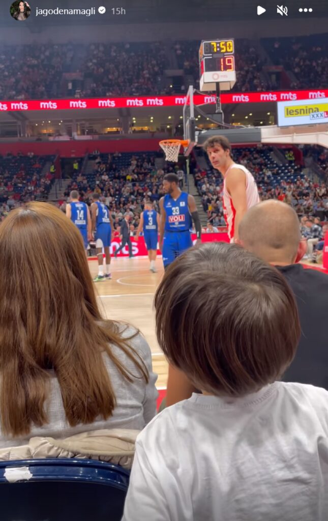 1699311379-teodosic-sin1-645x1024.jpg