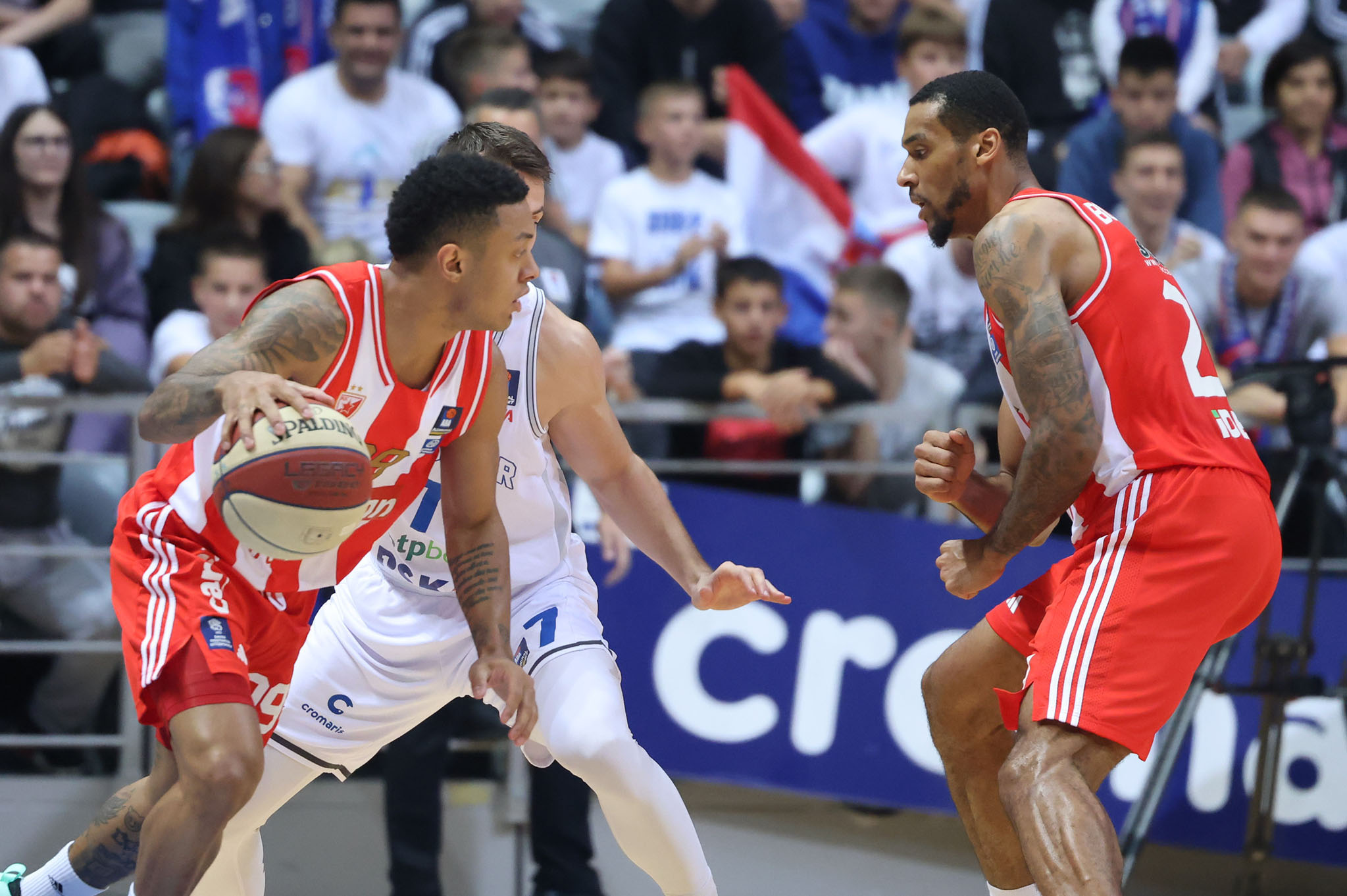 Zadar, 12.11.2023.. - Dvorana Krešimira Ćosića na Višnjiku. Utakmica 7. kola AdmiralBet ABA lige, KK Zadar - KK Crvena zvezda Meridianbet
Foto: Zvonko KUCELIN/KK Zadar