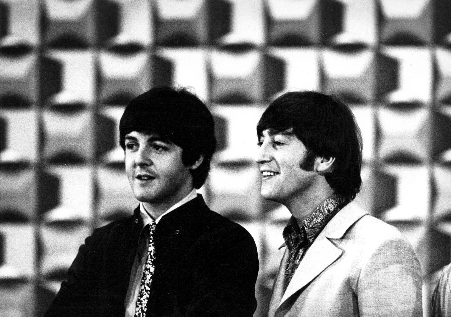 PAUL MCCARTNEY AND JOHN LENNON
THE BEATLES IN JAPAN - 1966,Image: 223836866, License: Rights-managed, Restrictions: , Model Release: no, Credit line: VARIOUS / NEW ORIENT / Shutterstock Editorial / Profimedia