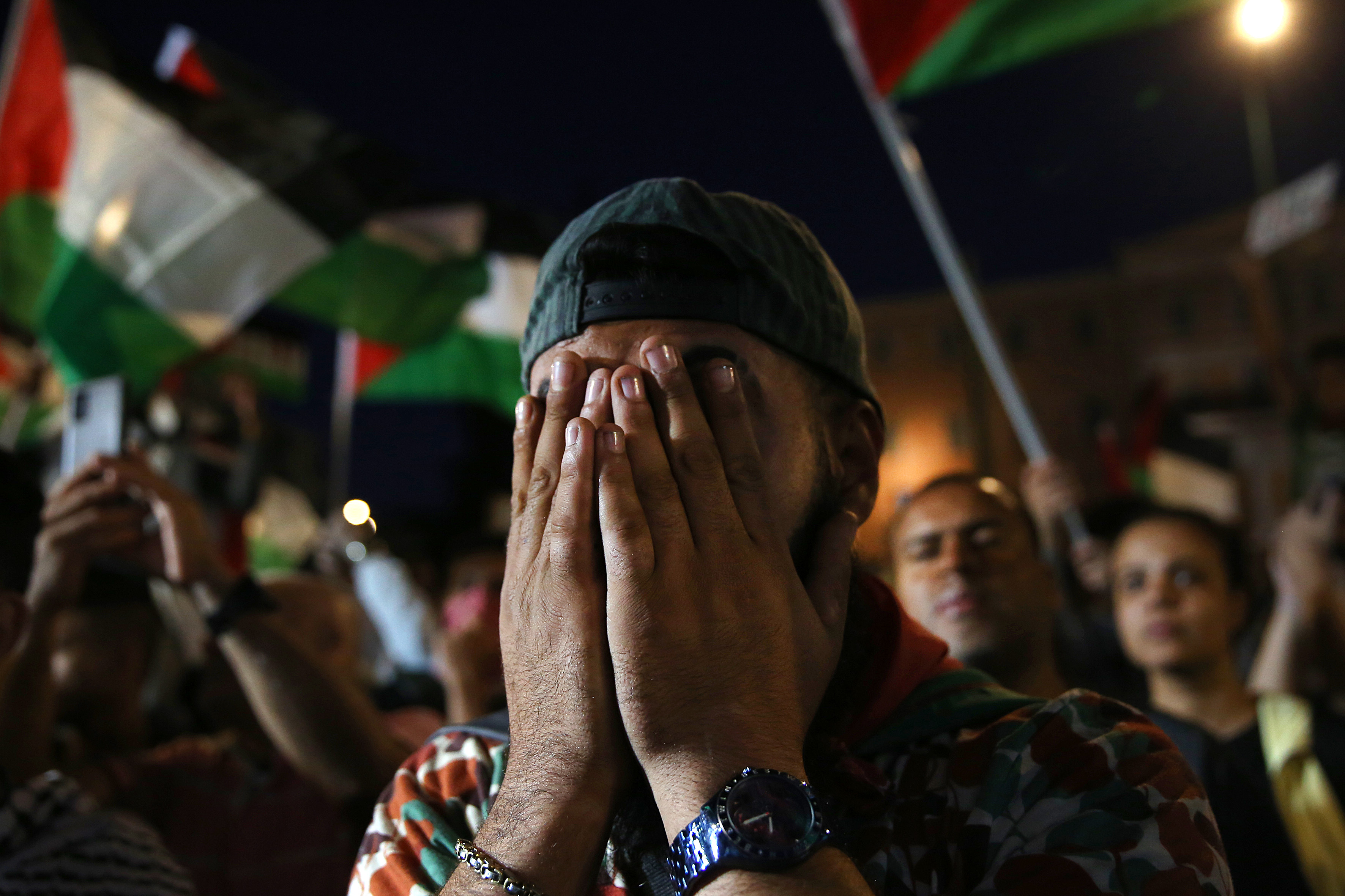 Pro-Palestinian protesters rally in Athens