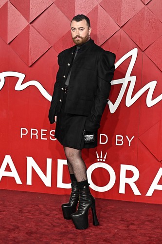 Sam Smith attends The Fashion Awards 2023 at the Royal Albert Hall, on December 3, 2023 in London, England.,Image: 826835735, License: Rights-managed, Restrictions: , Model Release: no, Credit line: DNPhotography/ABACA / Abaca Press / Profimedia