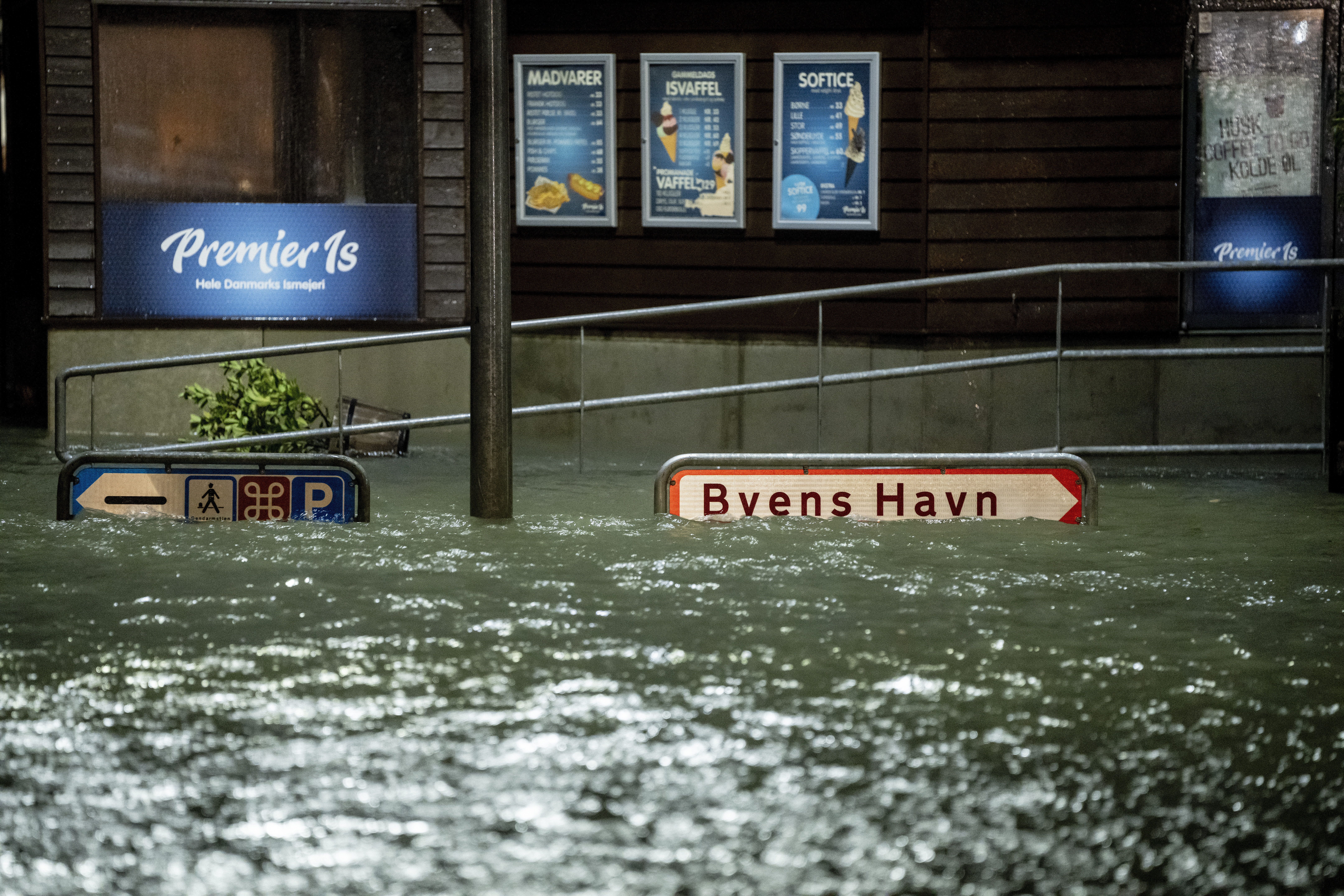 Storm Babet brings strong winds and flooding to Denmark