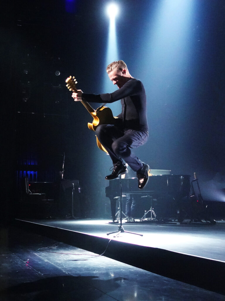 1702144269-Bryan-Adams-copy-768x1024.jpg