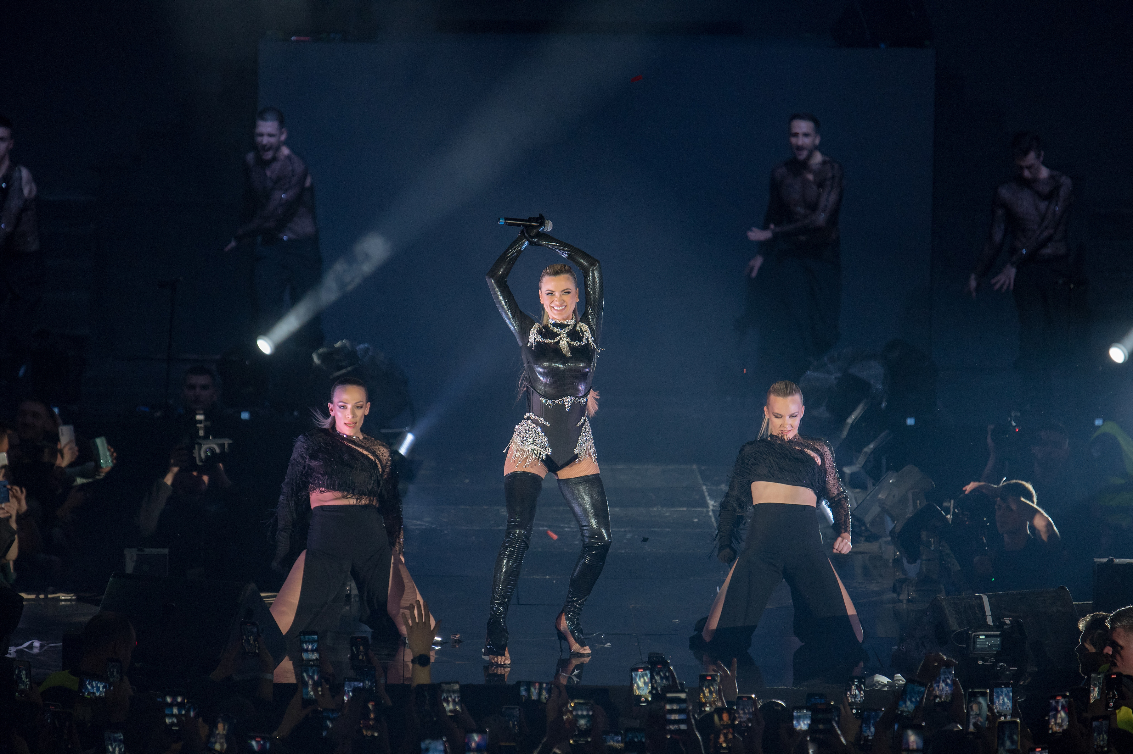 Concert of Milica Pavlovic held in sport hall Cair.Koncert Milice Pavlovic u sportskoj hali Cair.