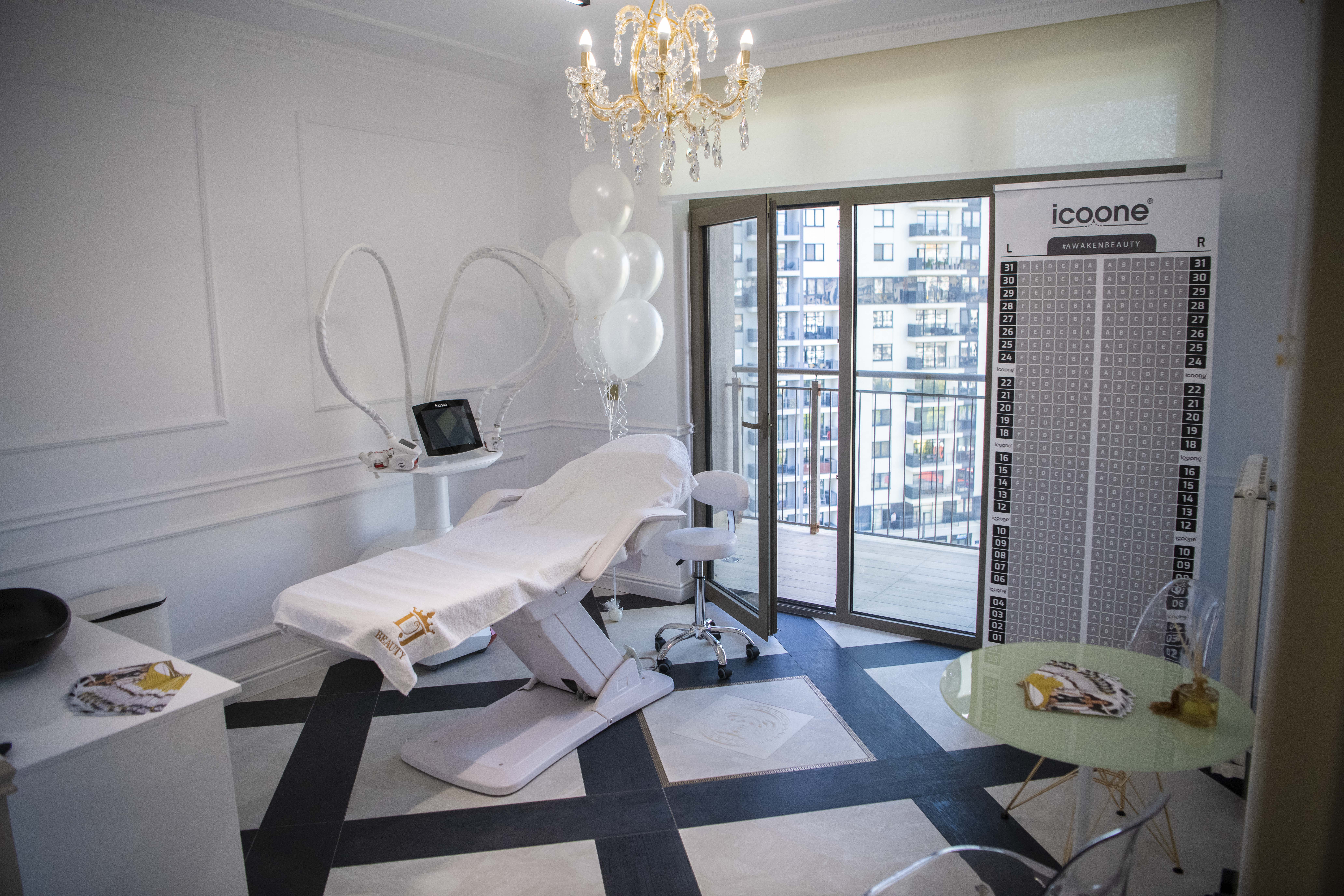 Beograd 27.07.2023. Otvaranje kozmetičkog salona Dijane Janković, Dijane Rokvić, Didi Džej, Didi J, kozmetički salon DJ Beauty Foto: Dragan Mujan/Nova.rs