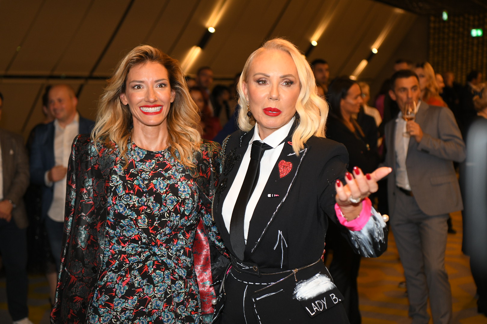 Beograd 08. novembar 2023. Modna revija carapa brenda Lady B Be a Lady folk pevacice Lepe Brene Foto:Amir Hmazagić/Nova.rs