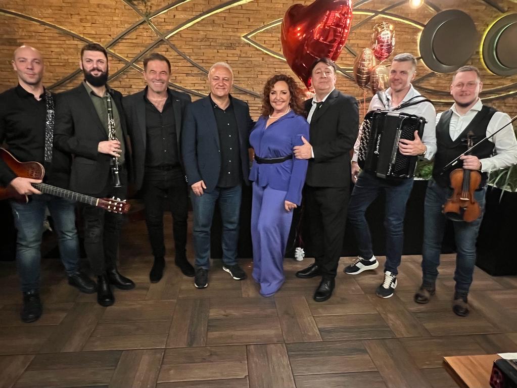 b60f7210-aa5a-41ad-bc93-15185bcd812f