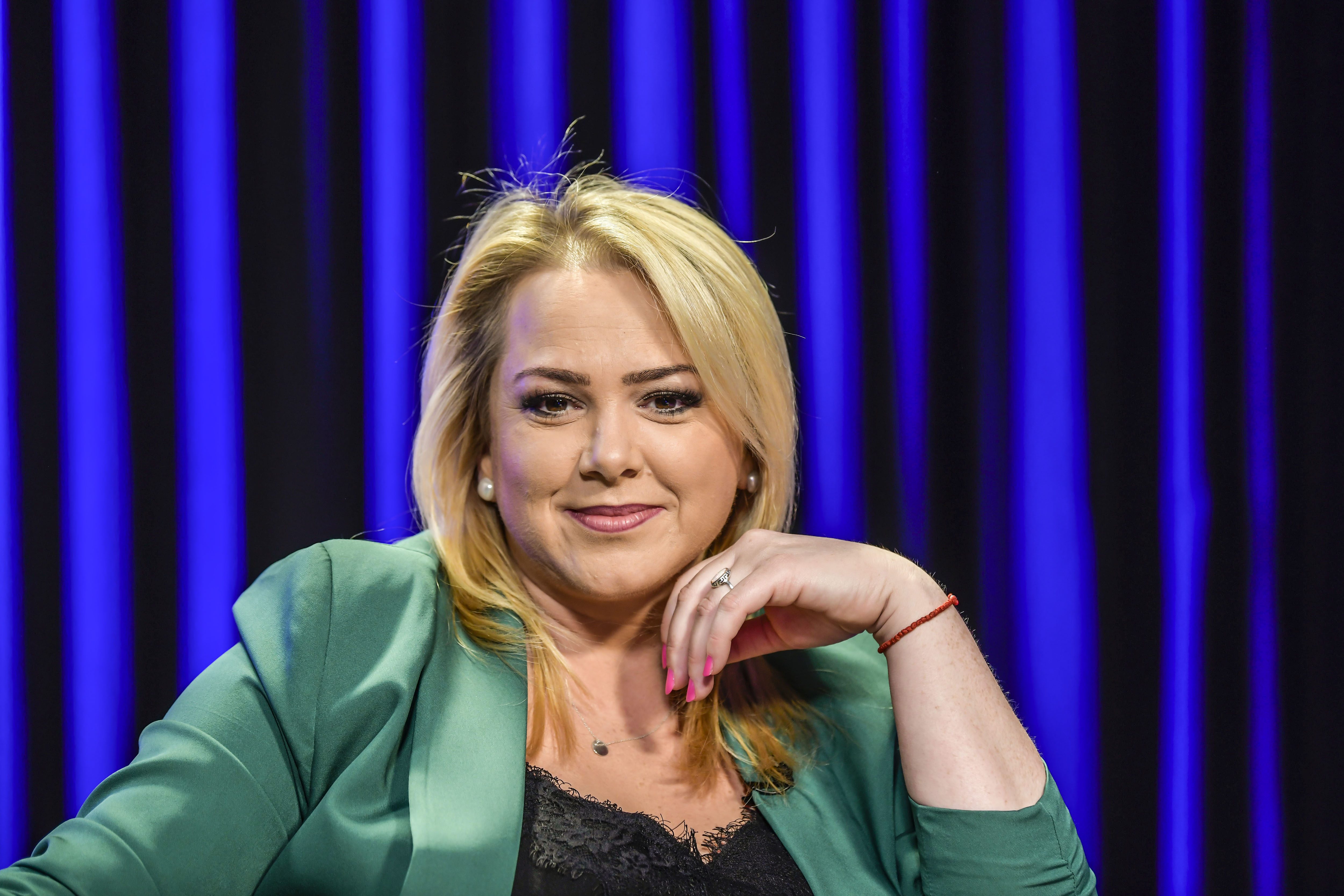 Beograd 11. maj 2023.  Aleksandra Ristanovic pevacica narodne, izvorne i folk muzike  Foto:Goran Srdanov/Nova.rs