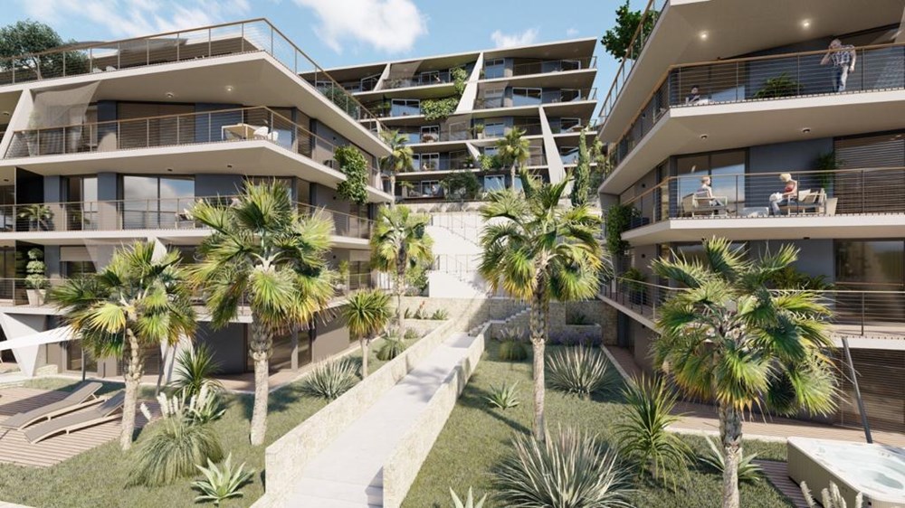 varuda pula gde je cola kupio stan