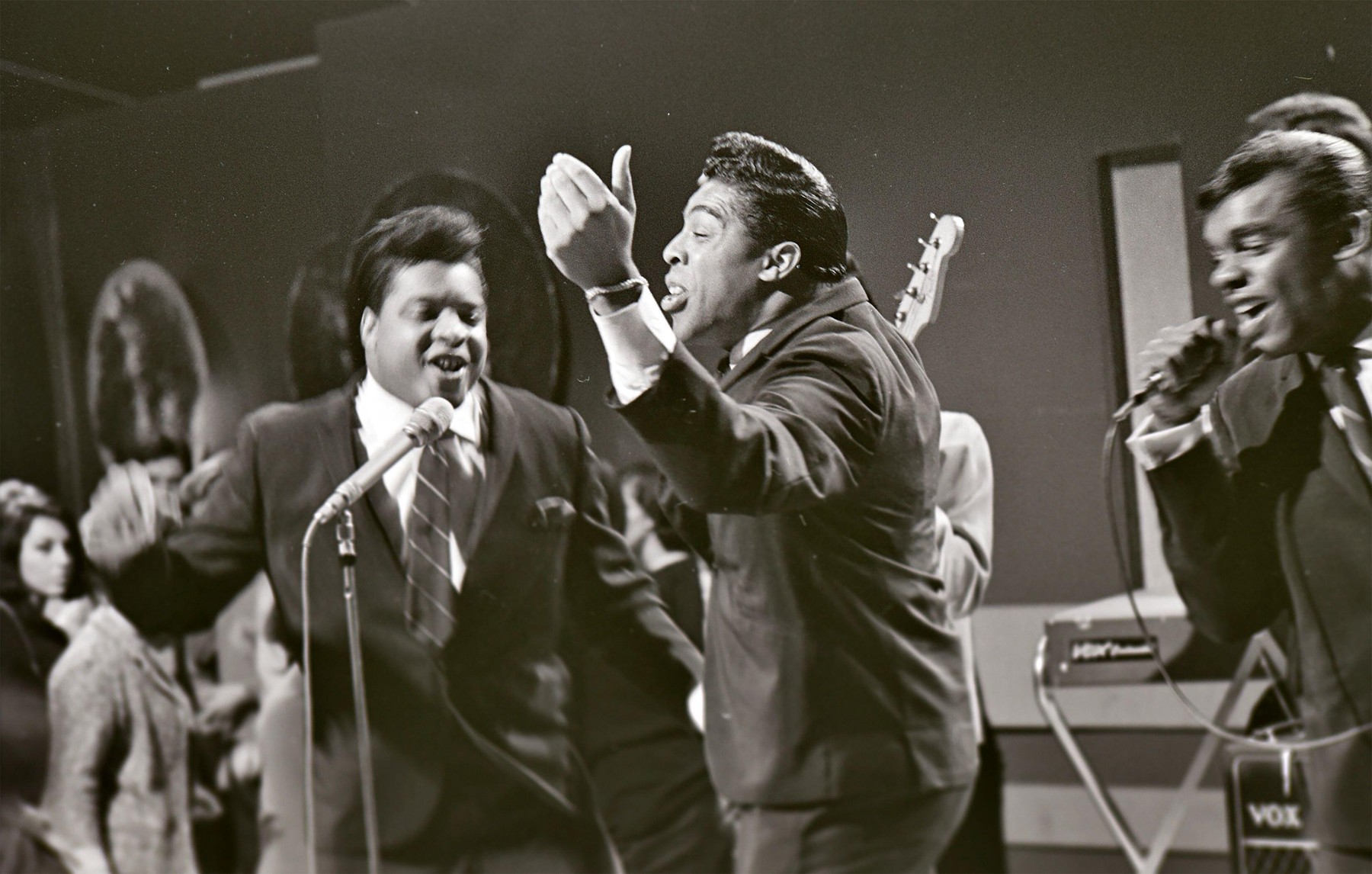 ISLEY BROTHERS American group on Ready,Steady,Go ! in November 1964. Photo: Tony Gale