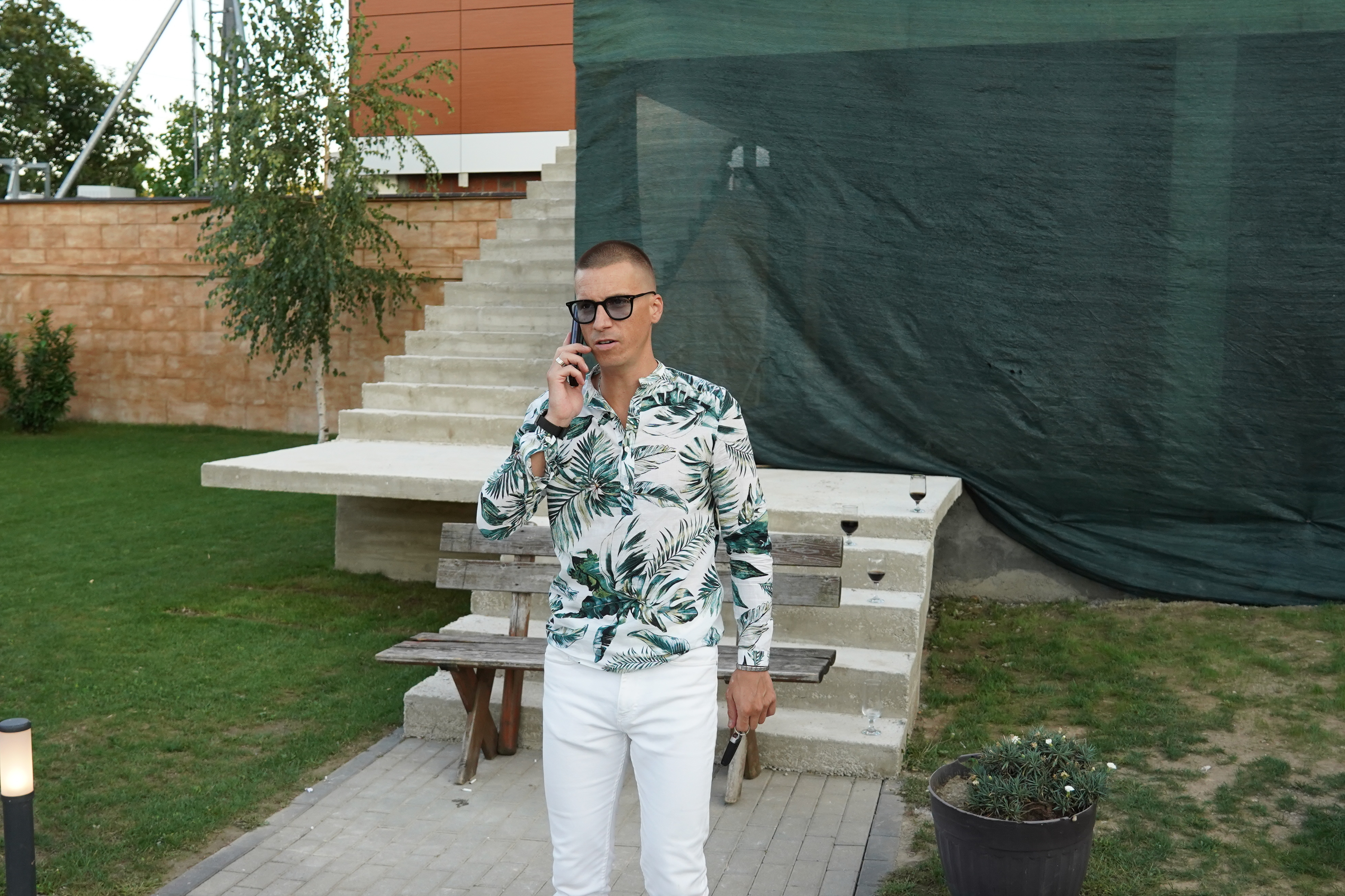 Ivana Pavkovic and Petar Mitic organized the celebration of Vojin and Vuk's first birthday at the Garden Hill restaurant.Ivana Pavkovic i Petar Mitic su organizovali proslavu prvog rodjendana Vojina i Vuka u restoranu Garden Hill.