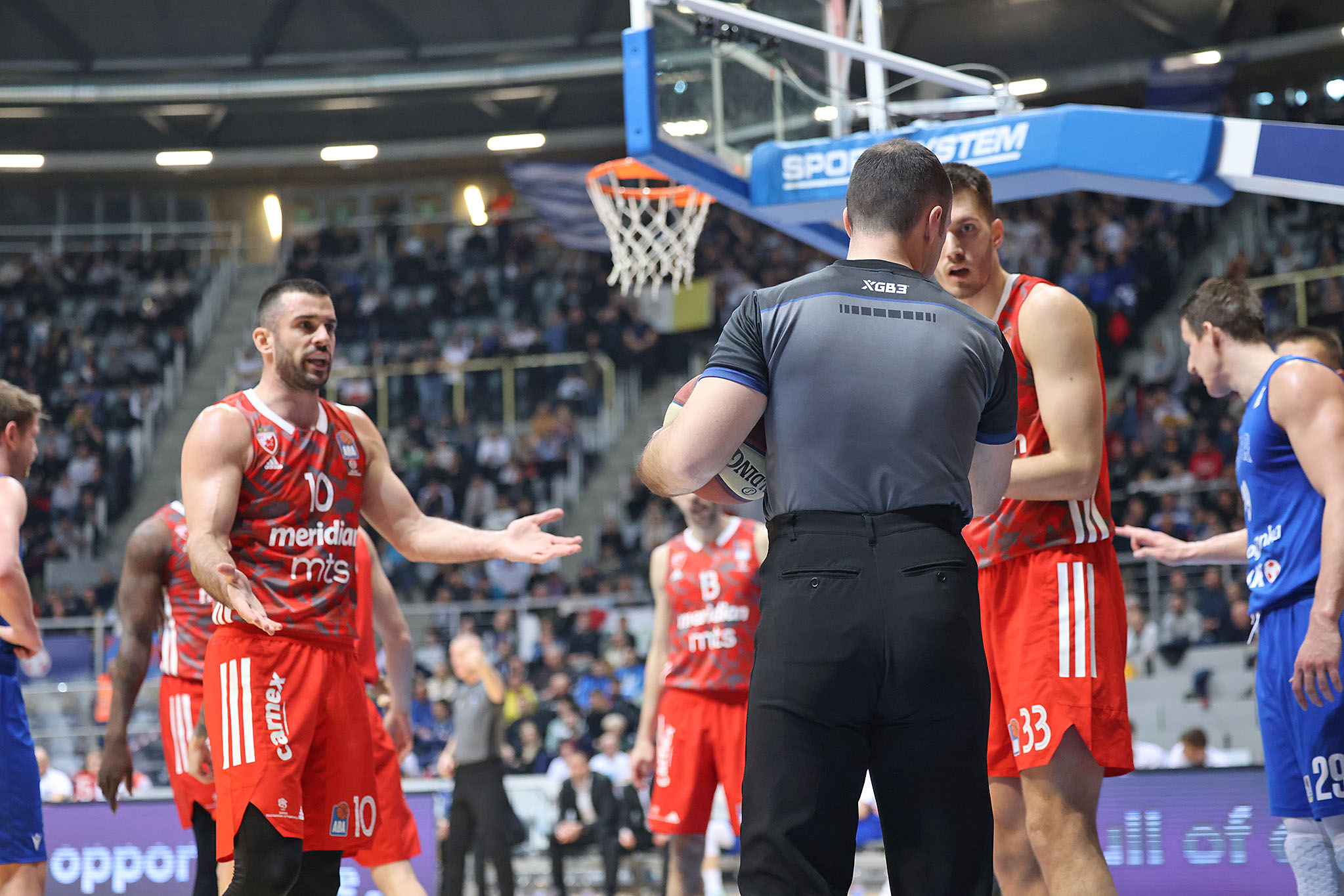 Zadar, 12.02.2023. - Dvorana Krešimira Ćosića na Višnjiku. Utakmica 19. kola AdmiralBet ABA lige između KK Zadar i KK Crvena zvezda Meridianbet.
Foto: Zvonko KUCELIN/KK Zadar