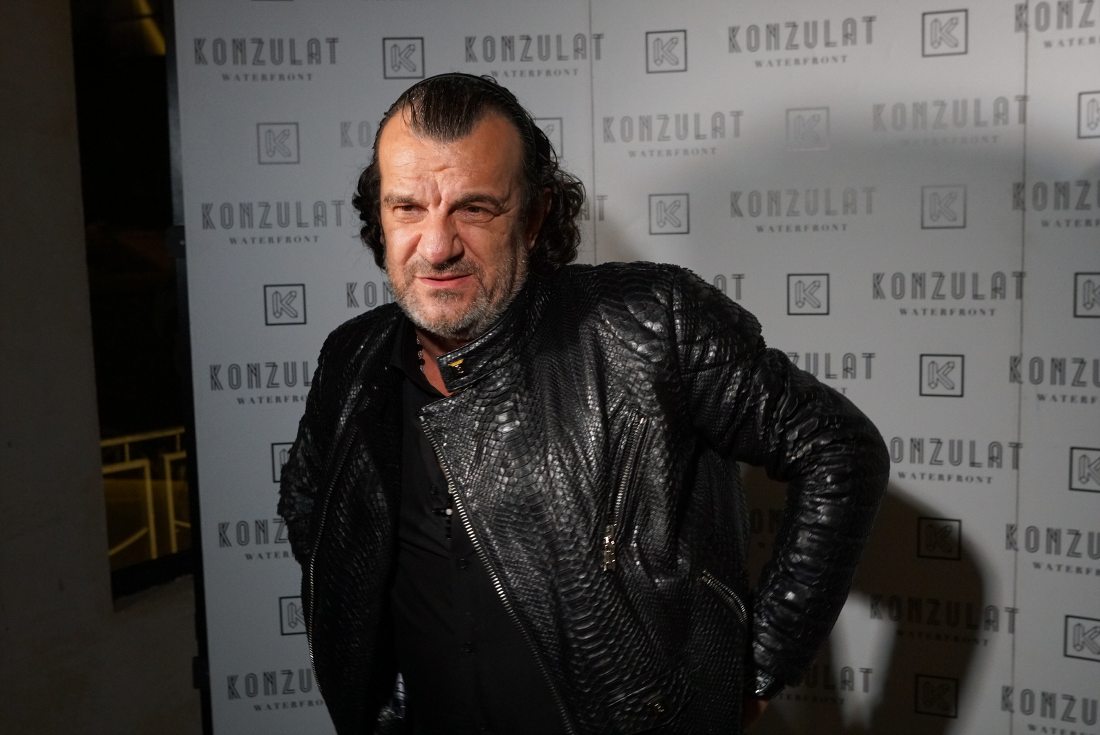 15, June, 2023, Belgrade - Performance by Ace Lukas on Konsulat Waterfront raft. Aleksandar Vuksanovic - Aca Lukas. Photo: M.P./ATAImages
15, jun, 2023, 2023  - Nastup Ace Lukasa na splavu Konzulat Waterfront. Photo: M.P./ATAImages