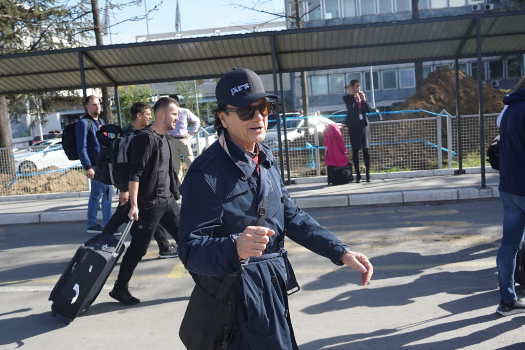23, October, 2022, Belgrade - Arrival in Belgrade at Nikola Tesla Airport. Zdravko Colic. Photo: Antonio Ahel/ATAImages
23, oktobar, 2022, Beograd - Dolazak u Beograd na aerodrom Nikola Tesla. Photo: Antonio Ahel/ATAImages