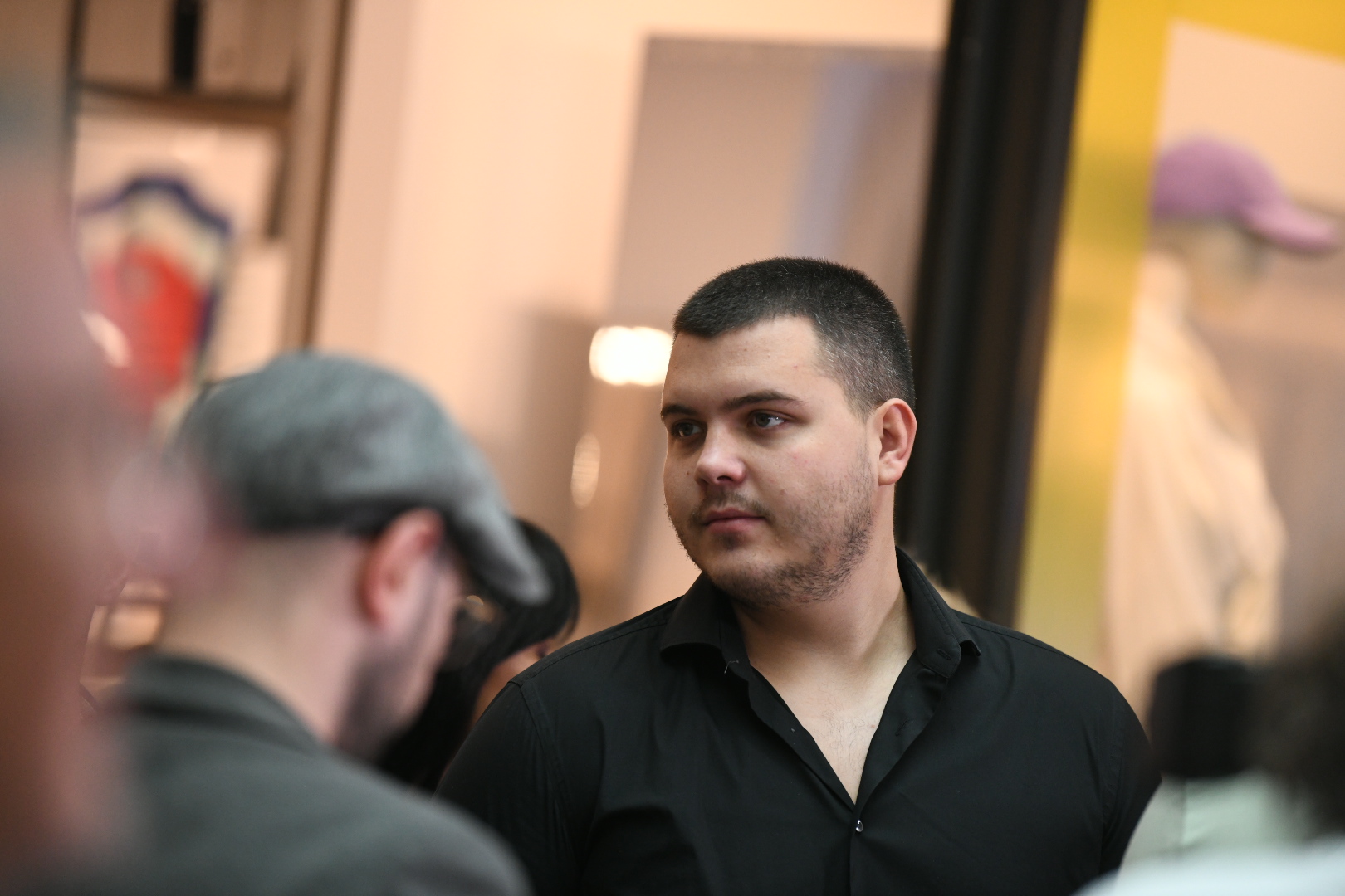 Beograd 01.10.2022. Vikotr Živojinović. Promocija čarapa Lepe Brene u tržnom centru Ušće Foto: Vesna Lalić/Nova.rs