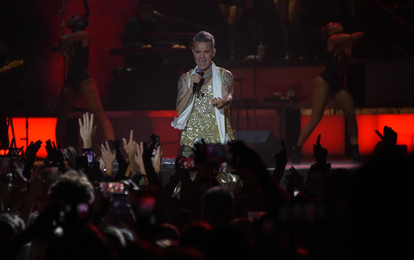 27.06.2023., Pula - Robbie Williams odrzao je svoj prvi od dva koncerta u Puli. Photo: Sasa Miljevic/PIXSELL