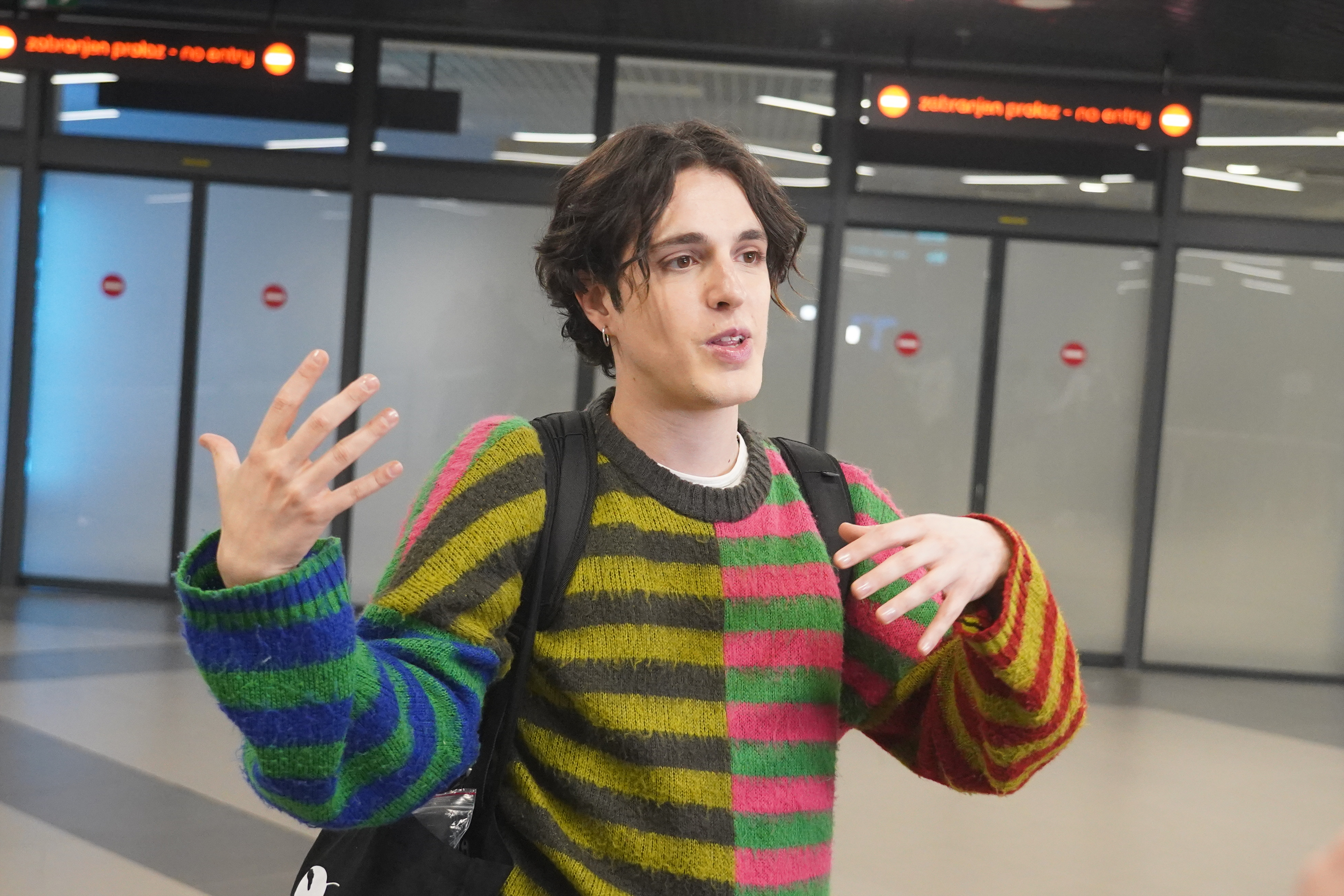 Luka Ivanovic - Luke Black, the representative of Serbia at Eurovision Song Contest 2023 has returned from Great Britain.Luka Ivanovic - Luke Black, predstavnik Srbije na Pesmi Evrovizije 2023 se vratio iz Velike Britanije.