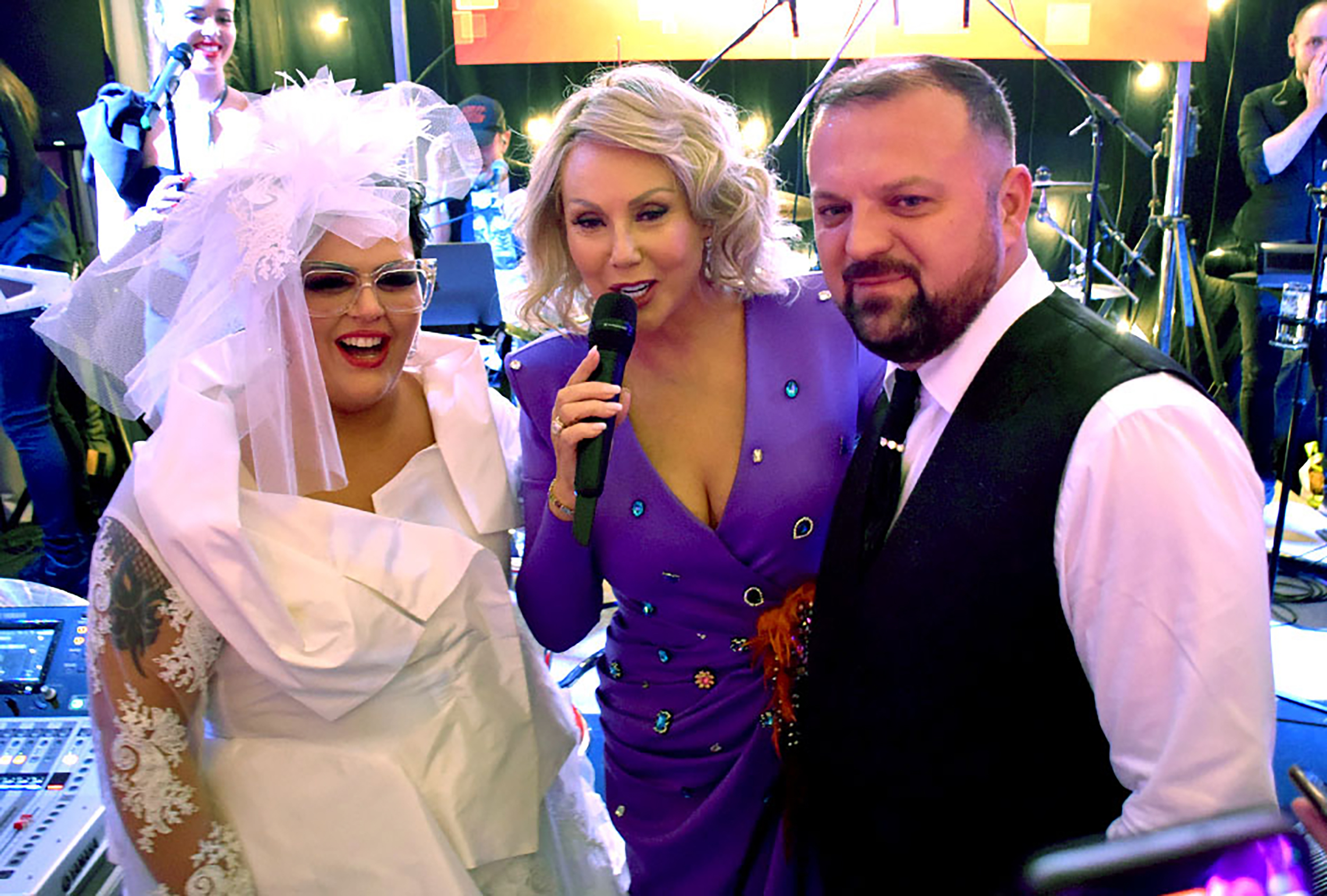 Slavonska svadba o kojoj priča cela Hrvatska: Lepa Brena i Petar Grašo napravili lom odobrenje na mailu vladislav