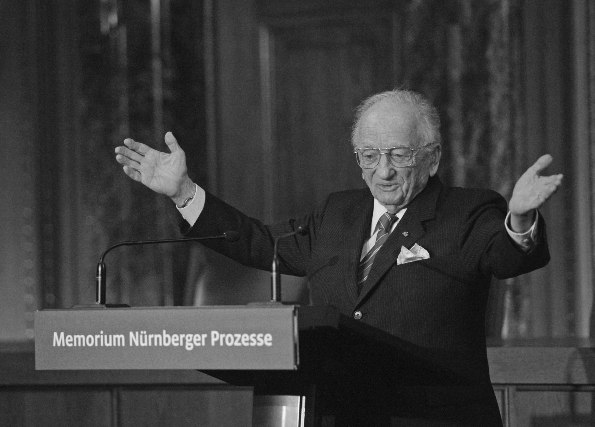 tužilac Obit Ben Ferencz