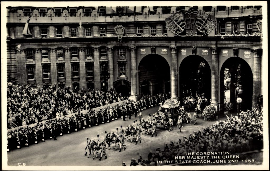 Ak The Coronation, Queen Elizabeth II, State Coach, June 2nd 1953.,Image: 278981987, License: Rights-managed, Restrictions: , Model Release: no, Credit line: - / akg-images / Profimedia