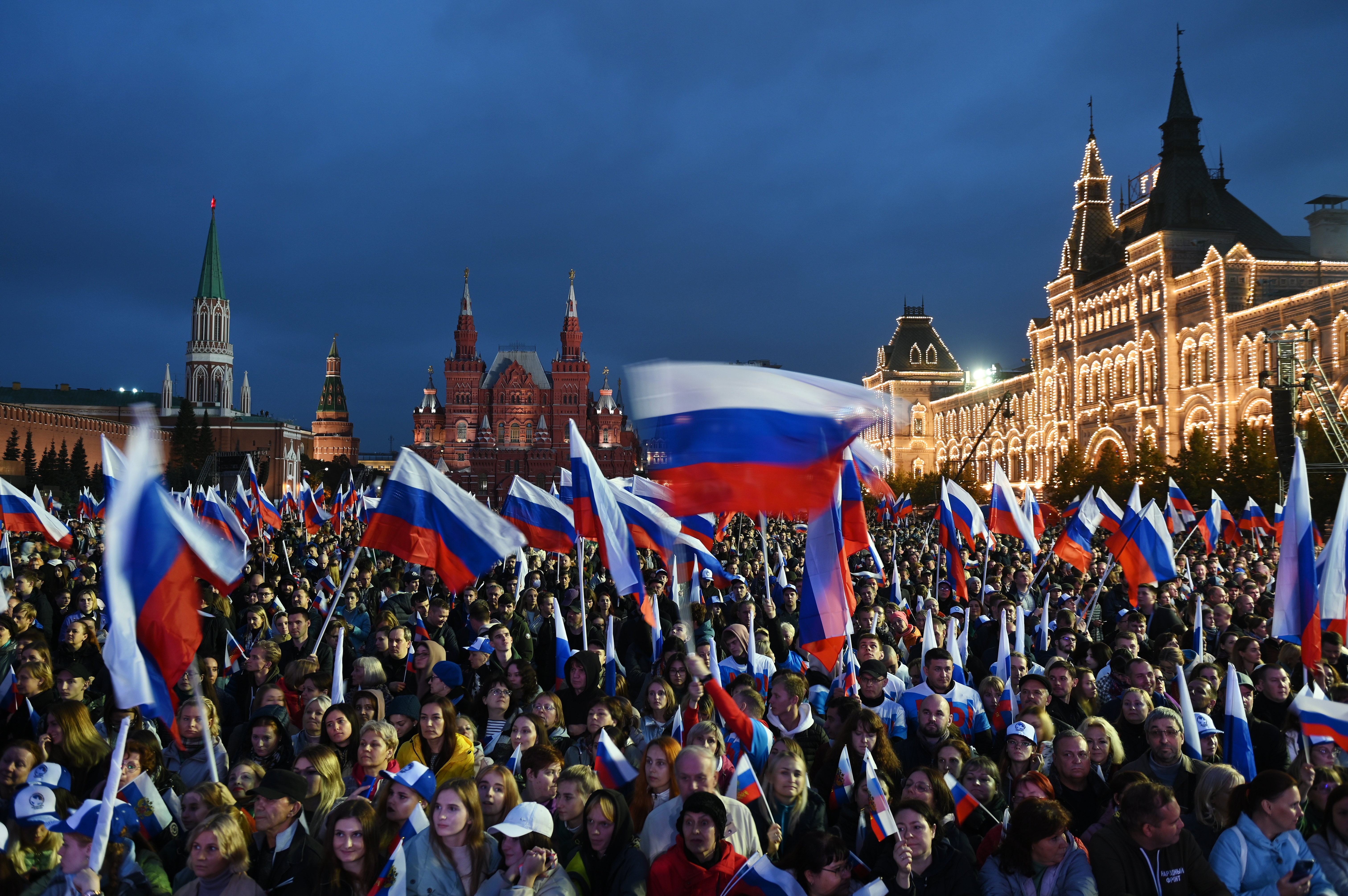 Celebration after a signing ceremony to annex four more areas of Ukraine in Moscow