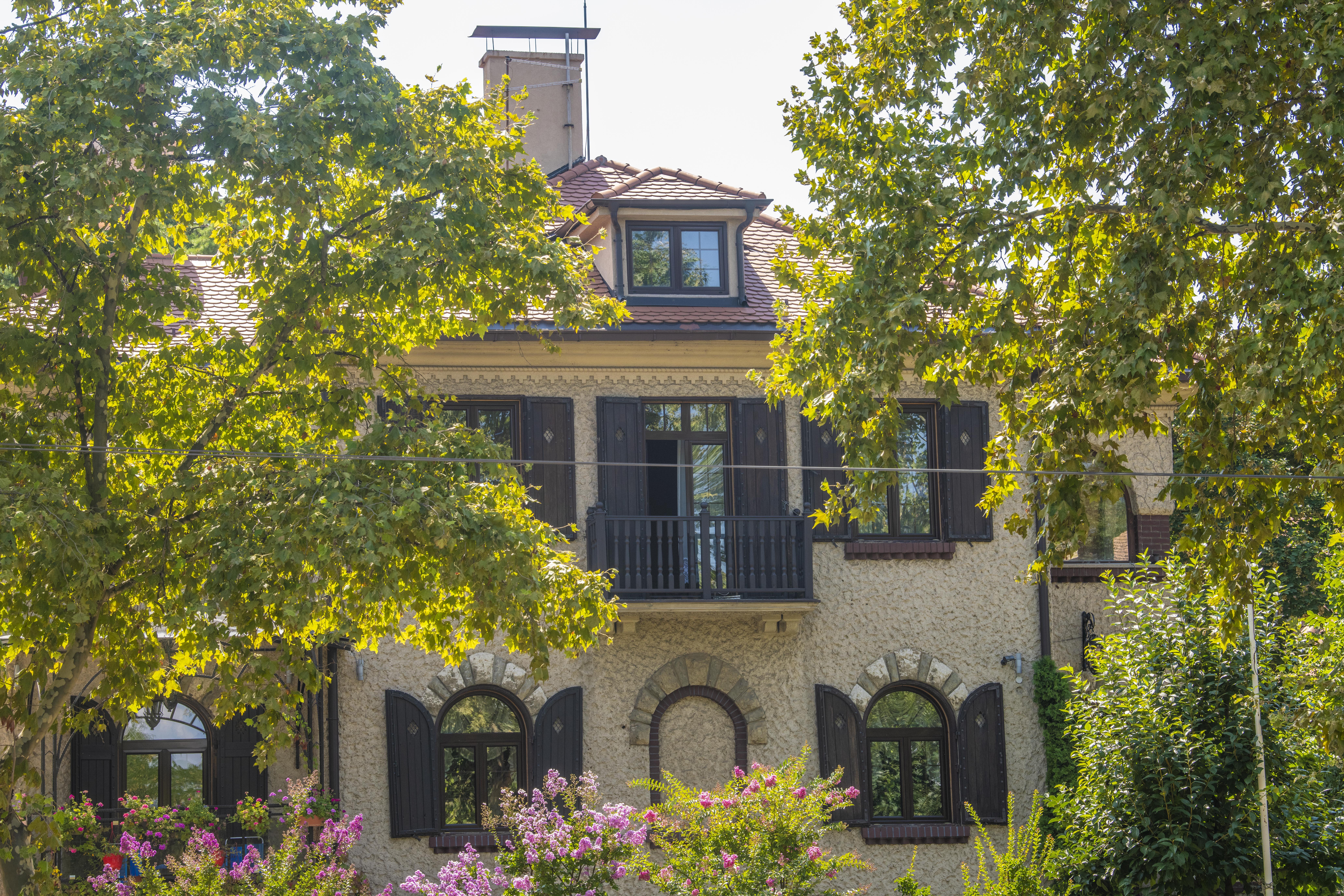 Beograd 03.08.2022. Kuća u kojoj živi pevačica narodne muzika Vera Matović, Dediinje Foto: Dragan Mujan/Nova.rs