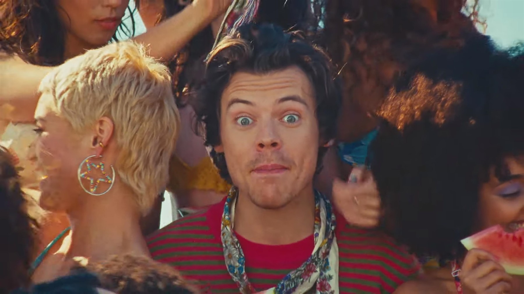Harry Styles - Watermelon Sugar (Official Video)
